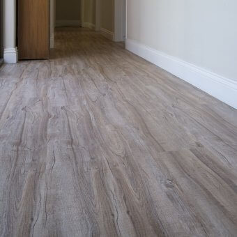 Autumn Oak laminate flooring