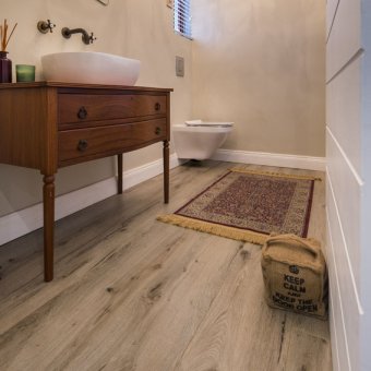 Nordic grey laminate floor