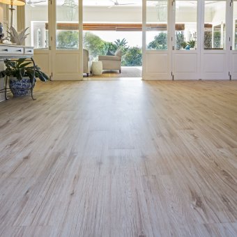 Blanc Maple