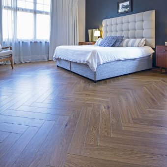 Authentic Herringbone Oak