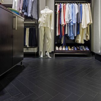 Authentic herringbone black