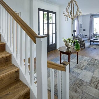 FinOak with Walnut monocoat