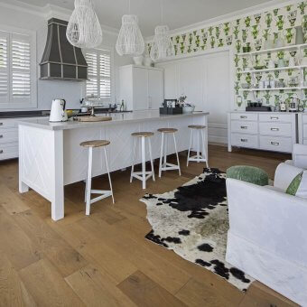 FinOak with Walnut monocoat