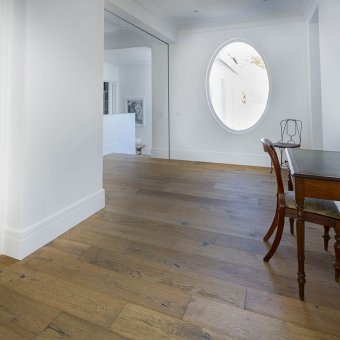FinOak with Walnut monocoat
