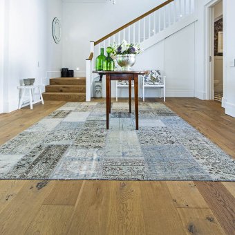 FinOak with Walnut monocoat